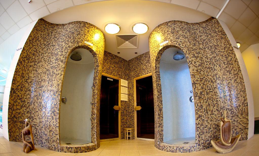 קצ'קמט Granada Conference, Wellness And Sport Hotel מראה חיצוני תמונה