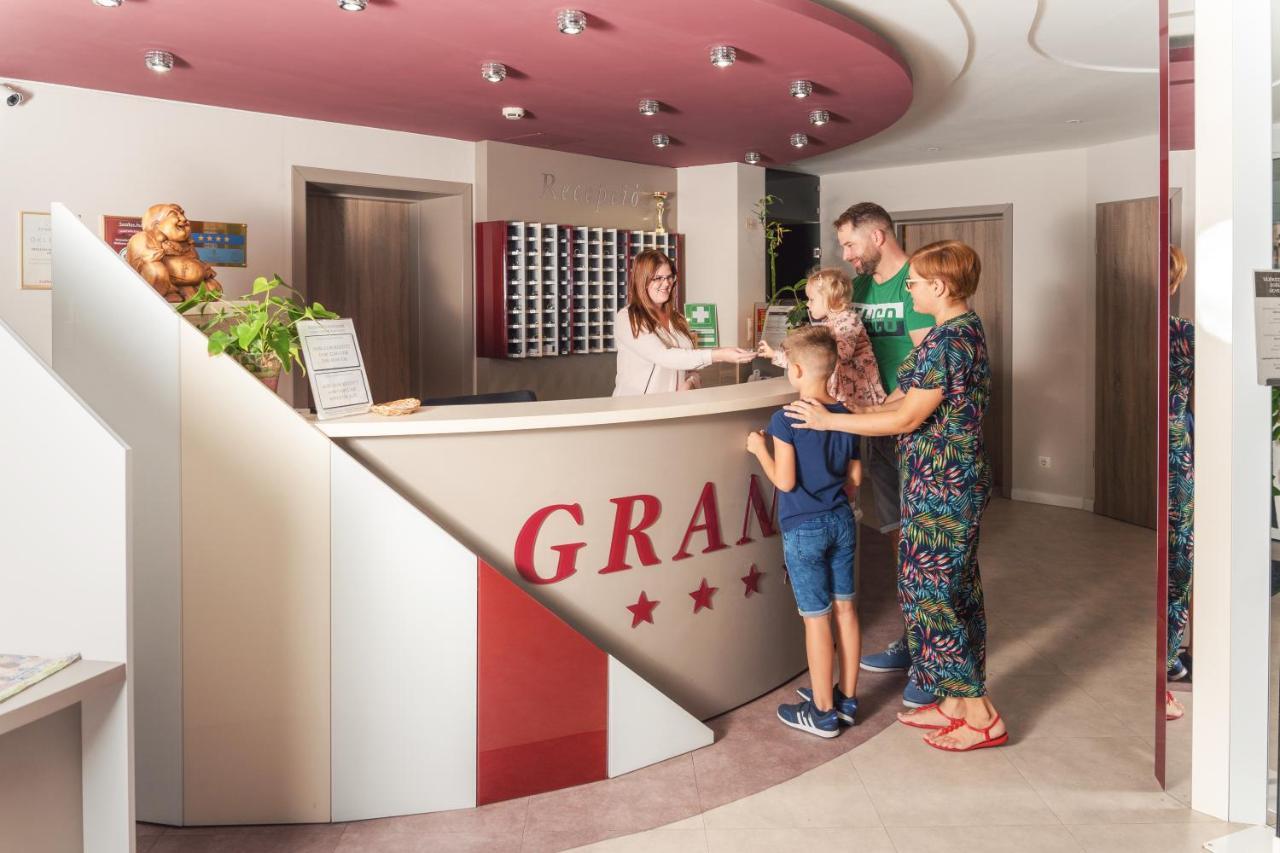 קצ'קמט Granada Conference, Wellness And Sport Hotel מראה חיצוני תמונה
