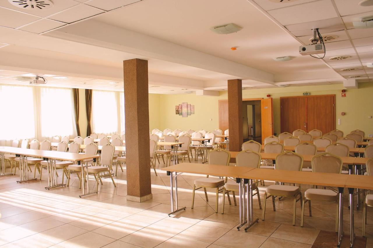 קצ'קמט Granada Conference, Wellness And Sport Hotel מראה חיצוני תמונה